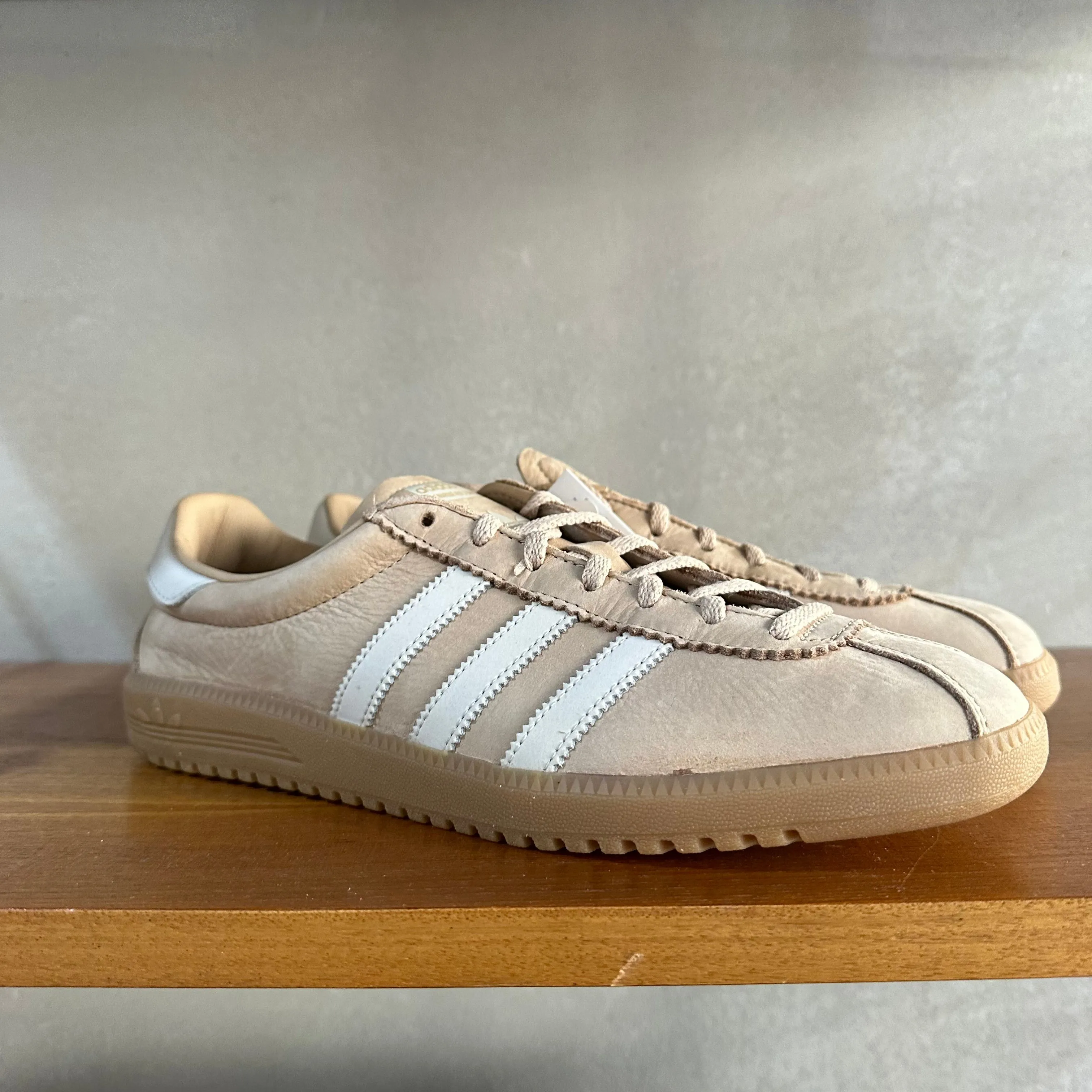 adidas Bermuda Trainers St Pale / Nude Gum - UK 9.5