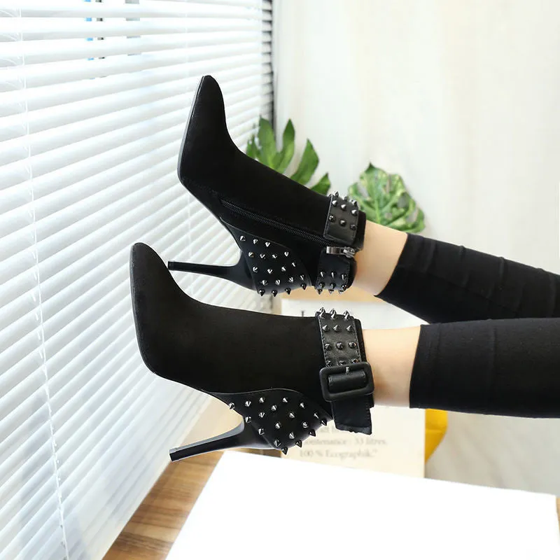 All Black Rivet Accented Ankle Boots