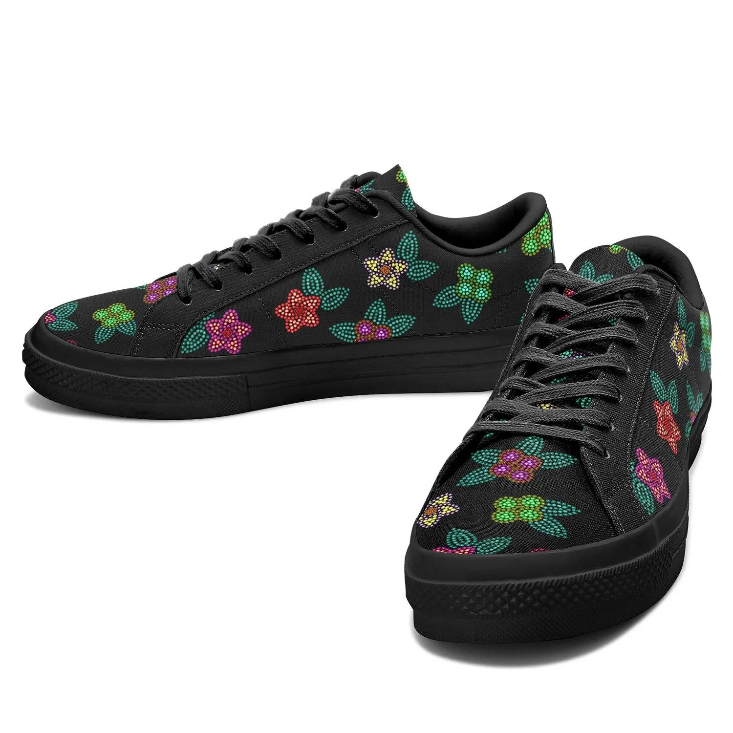 Berry Flowers Black Aapisi Low Top Canvas Shoes Black Sole