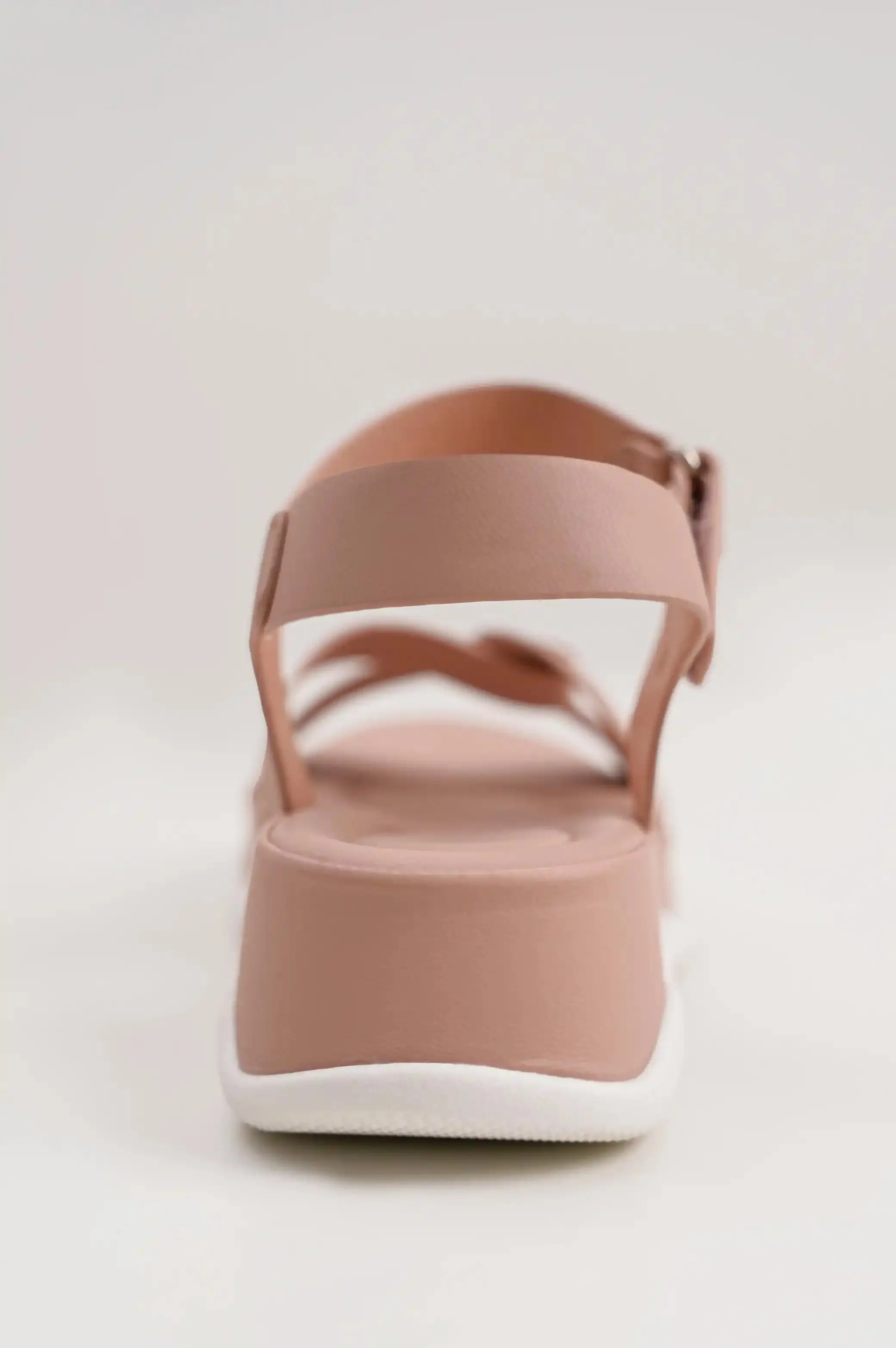 CRISS-CROSS SANDAL