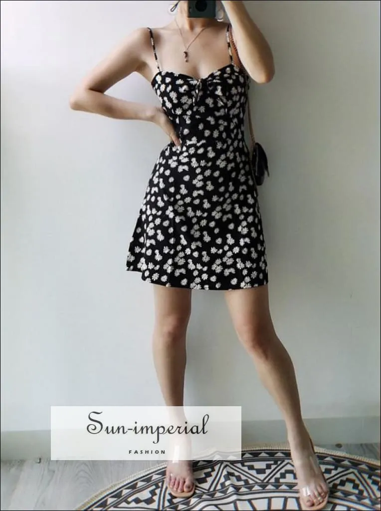 daisy print, florl print, flower printBlack Floral Cami Mini Derss Sweetheart Neckline Tie front Daisy Print Mini Dress