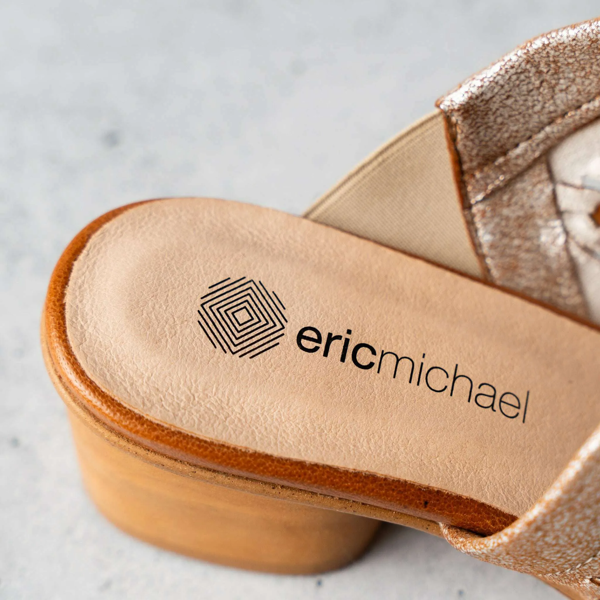 Eric Michael - Lisbon - Crackle Leather