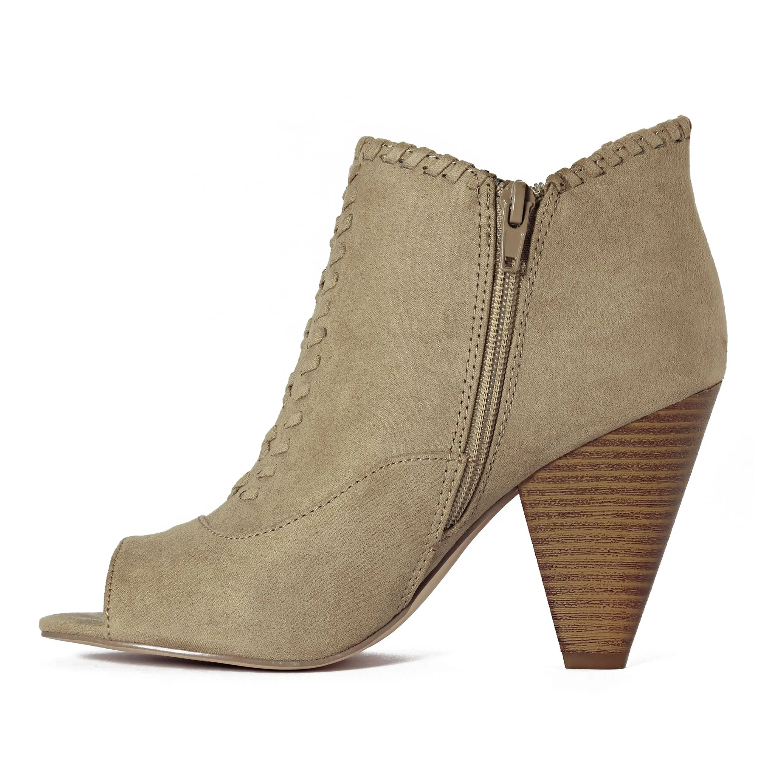 Indigo Rd Women's Finn-A Bootie in Camel