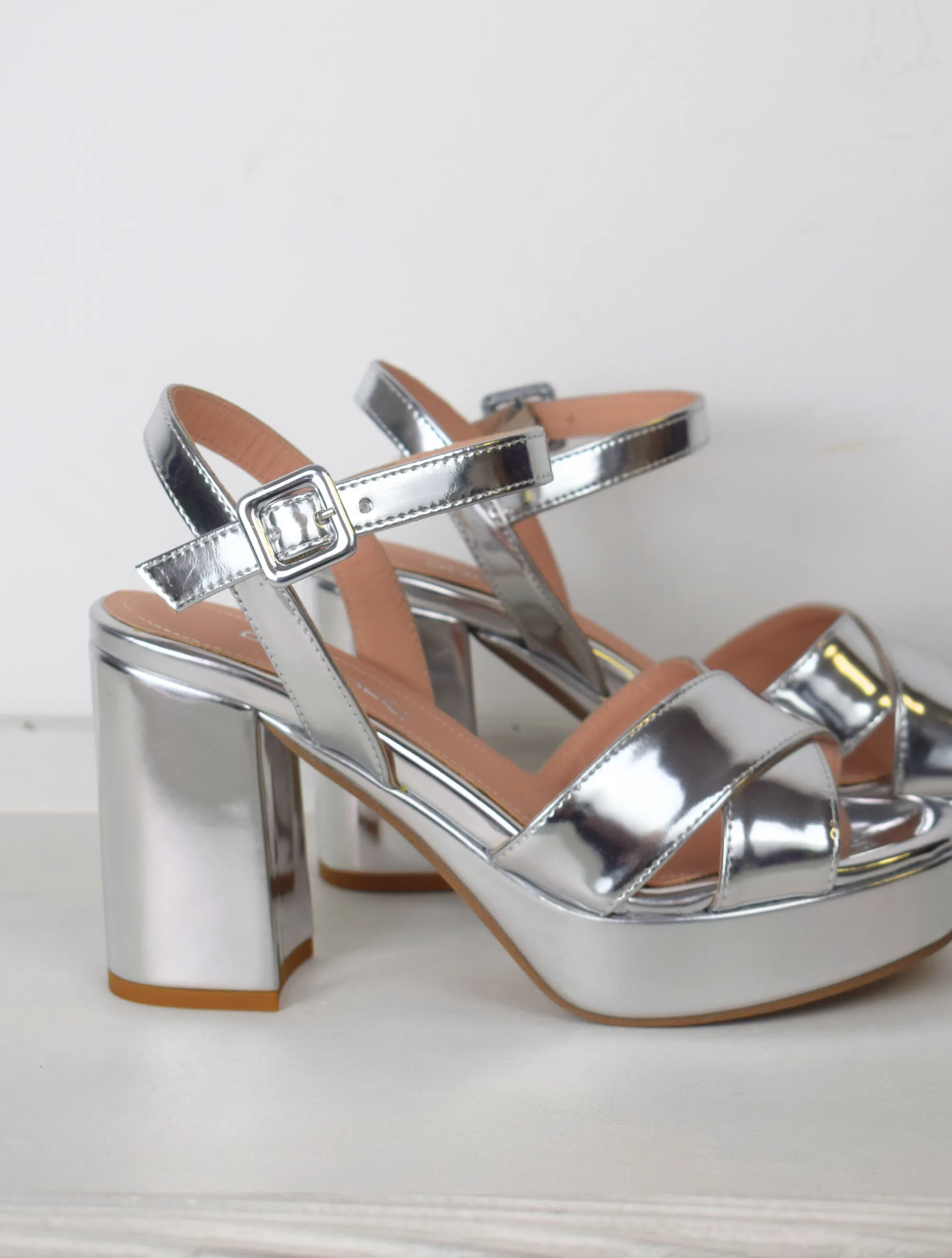 Nevis Sandal Silver Shine