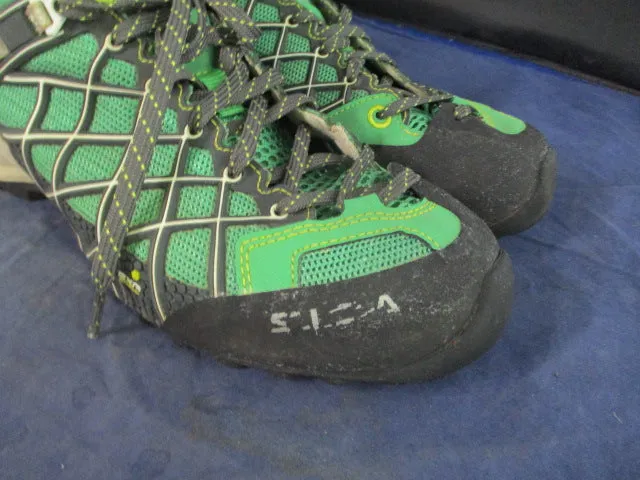 Used Women's Salewa Hiking Shoes Size 7.5