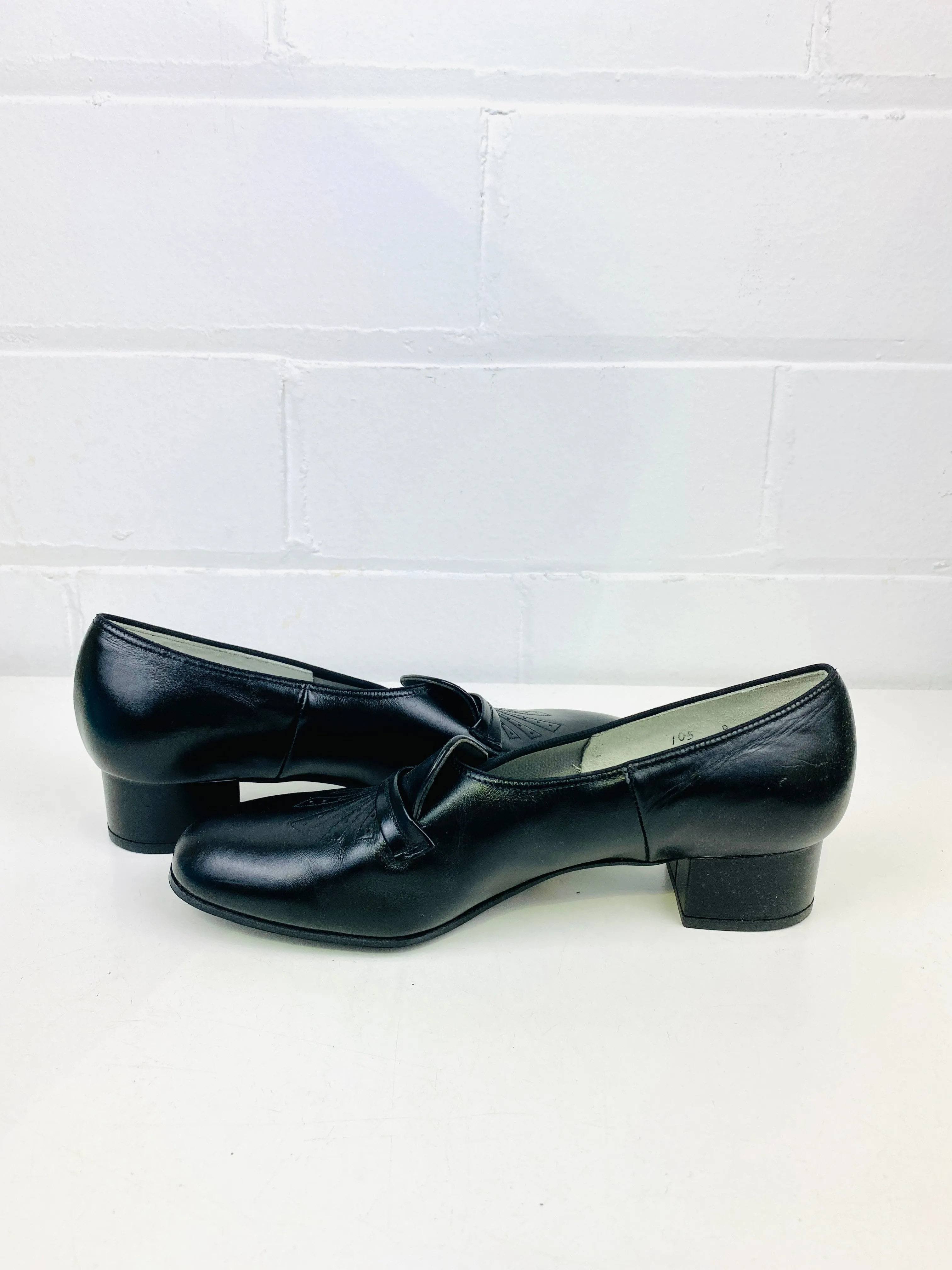 Vintage Deadstock Shoes, Women's 1980s Black Leather Cuban Heel Pumps, NOS, 7883