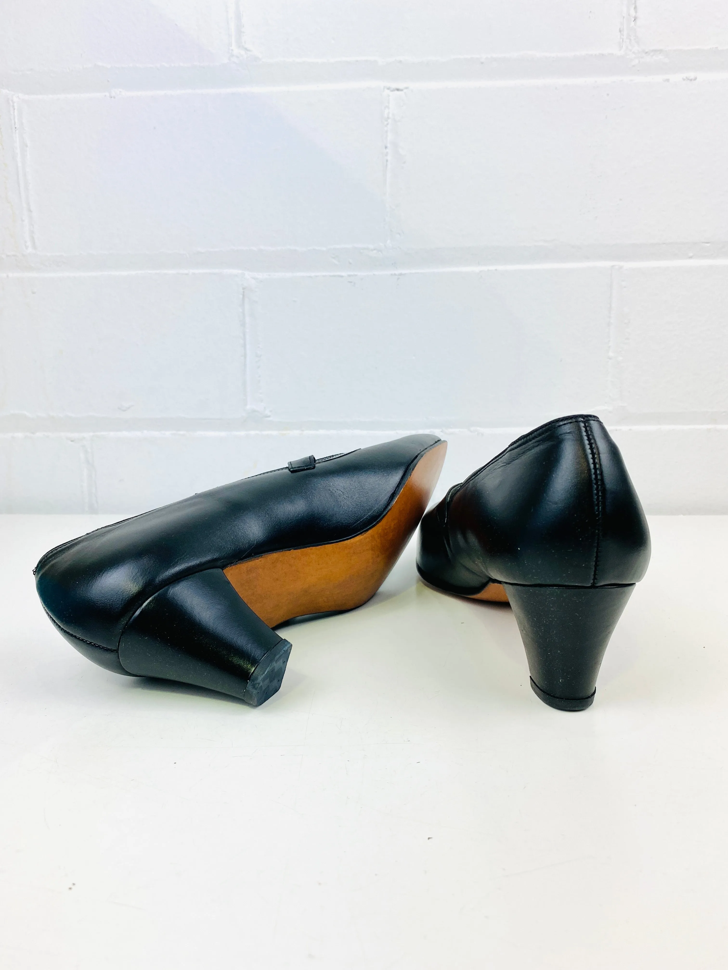 Vintage Deadstock Shoes, Women's 1980s Black Leather Mid-Heel Pumps, NOS, 8292