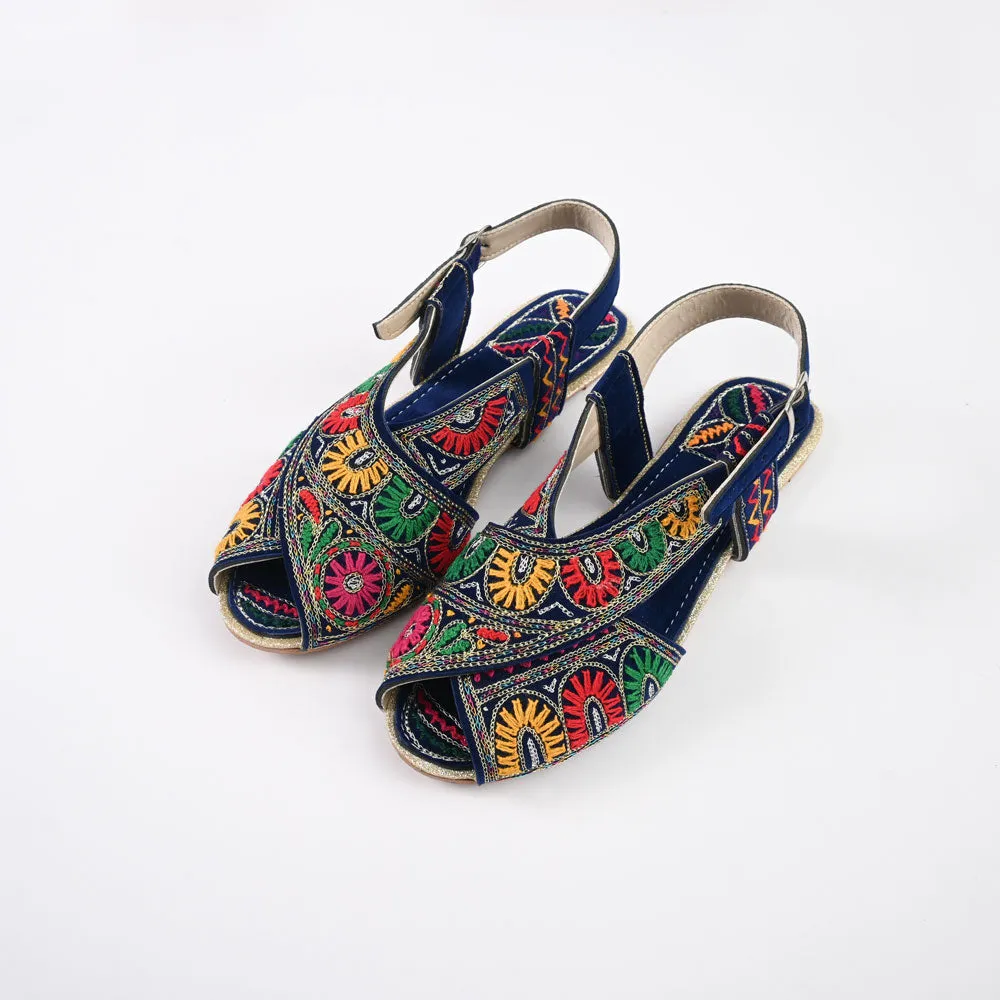 Women's Macin Embroidered Design Peshawri Chappal