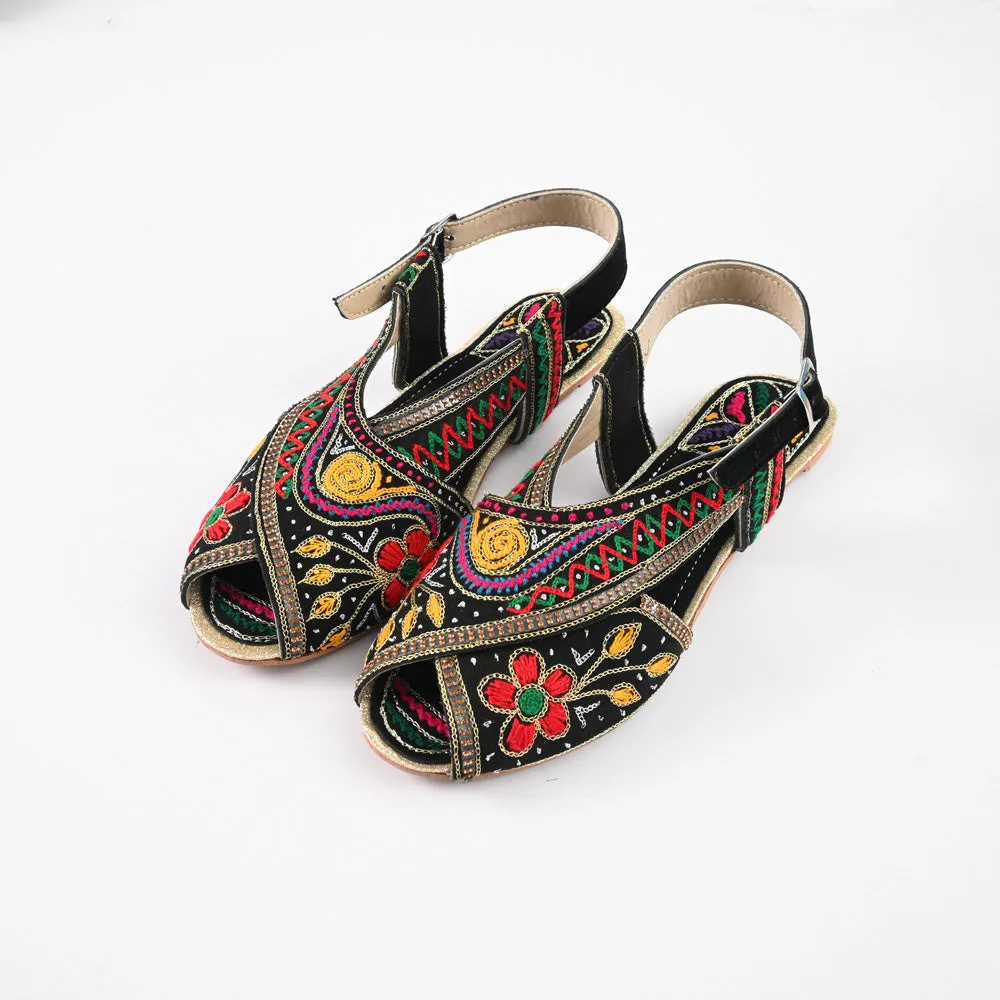 Women's Marbella Embroidered Design Peshawri Chappal