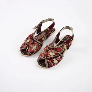 Women's Vukovar Embroidered Design Peshawri Chappal